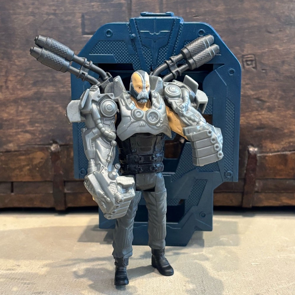 Batman The Dark Knight Rises 2011 Quick Tek Deluxe Fist Fury Bane Action Figure
